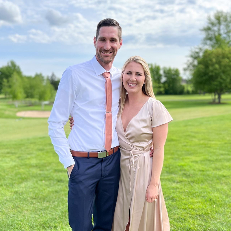 Jacquelyn Benda and her husband, Austin, pose for a picture together.