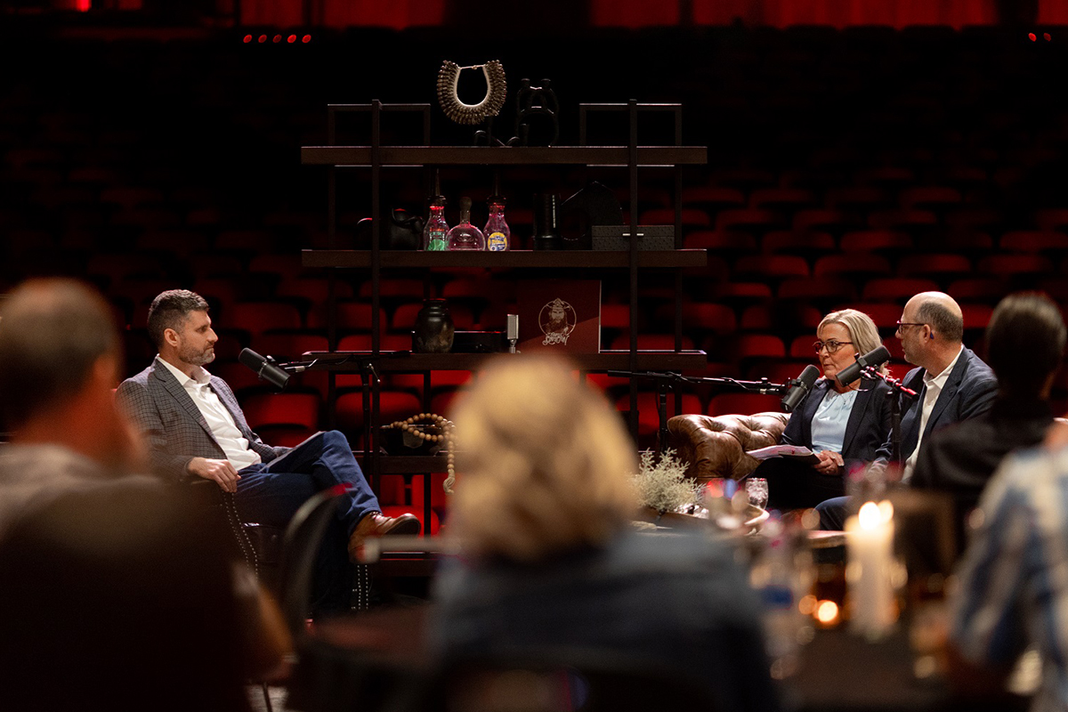 Jenn and Mike Reecy record a live podcast episode of Common Cents on the Prairie in Sioux Falls.