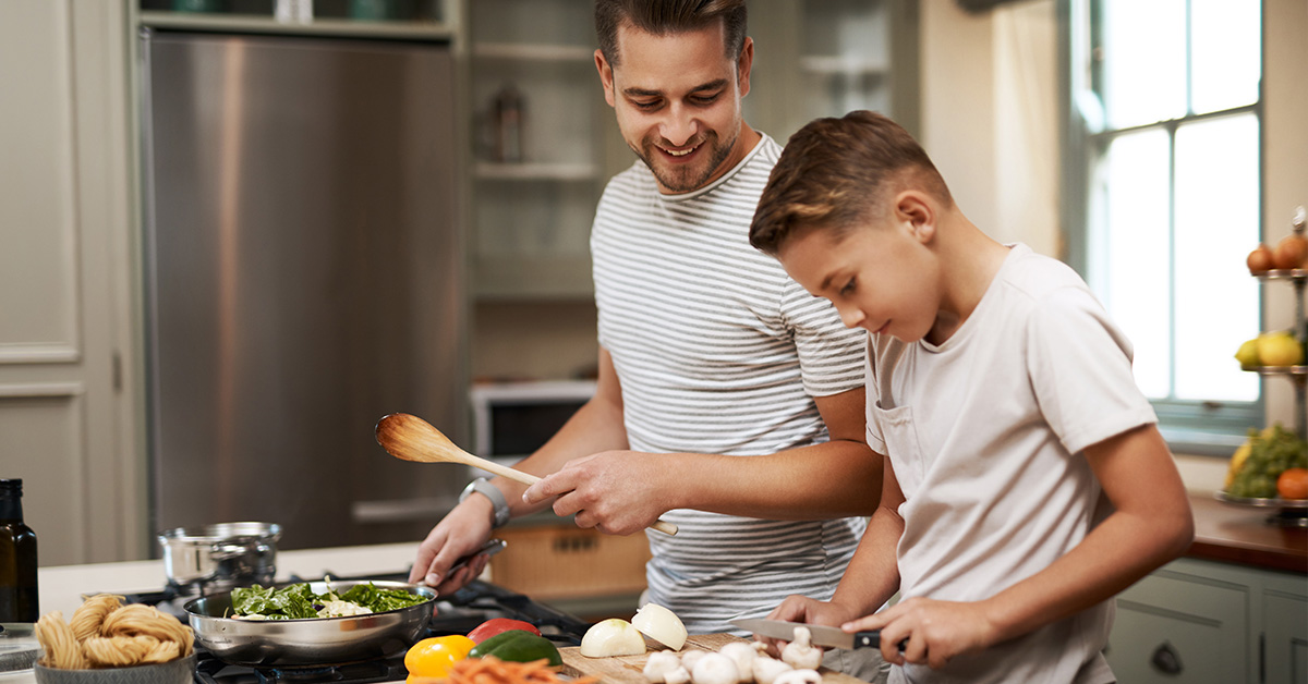 5 reasons a student checking account is the financial secret weapon for parents
