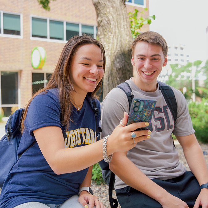 Students Can Earn a $100 Bonus