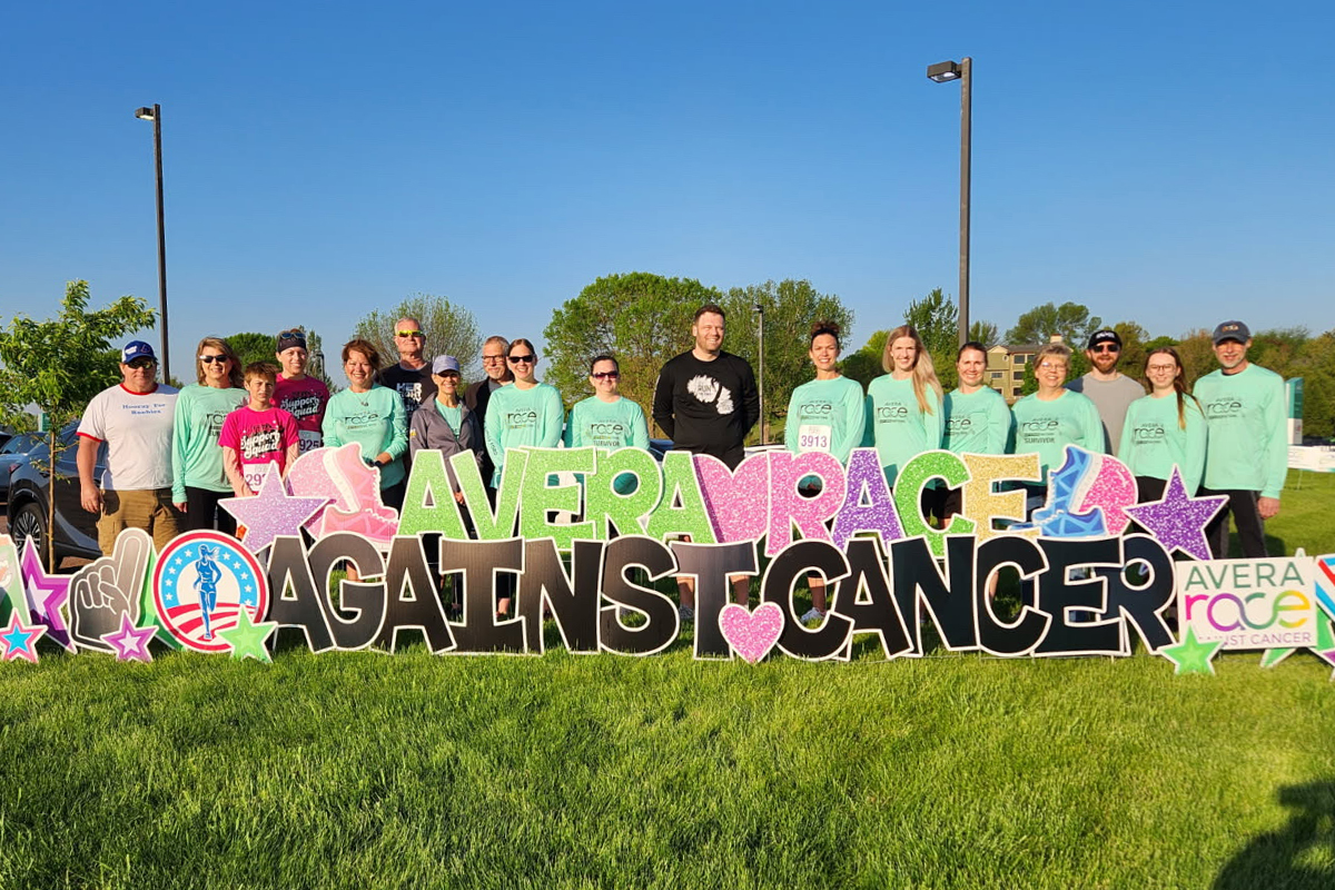 A group of people at the Avera Race Against Cancer.